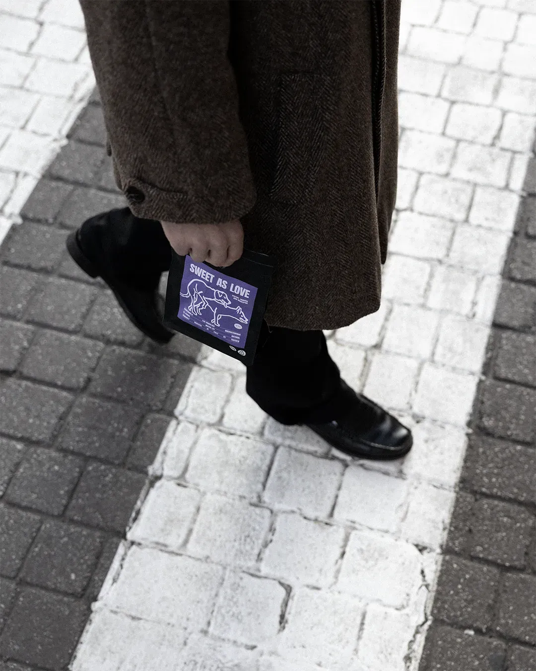 Confezione finale caffè Tostato con etichetta progettata su misura per torrefazione specialty